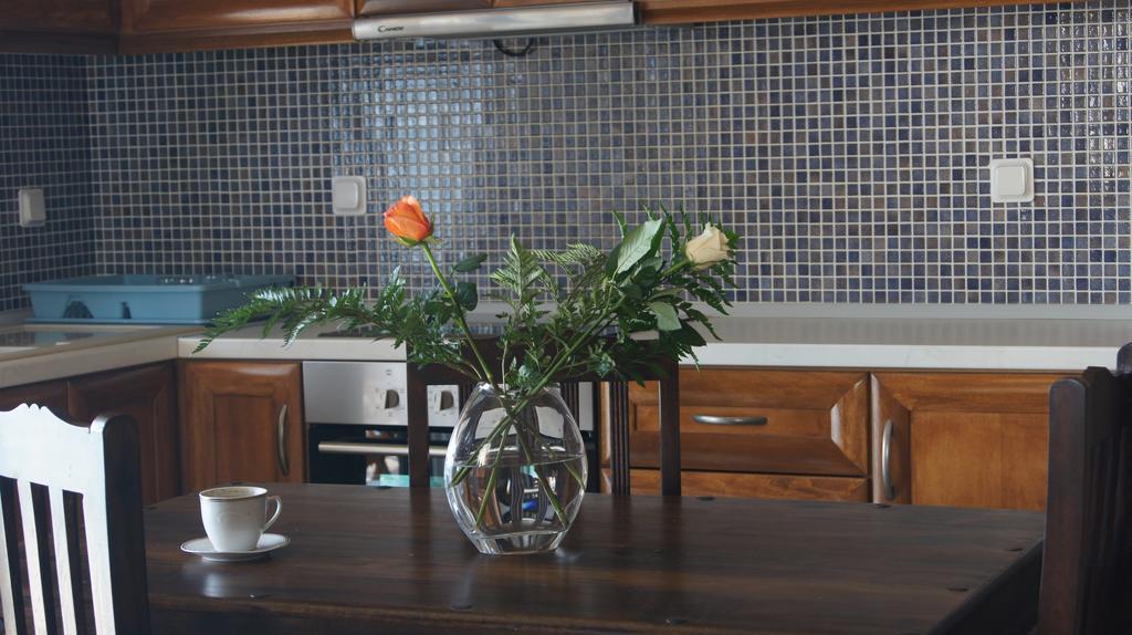 Episkopos Apartments Никиана Екстериор снимка